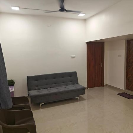 Thirunallar Heaven Homes Tirunallar Екстер'єр фото